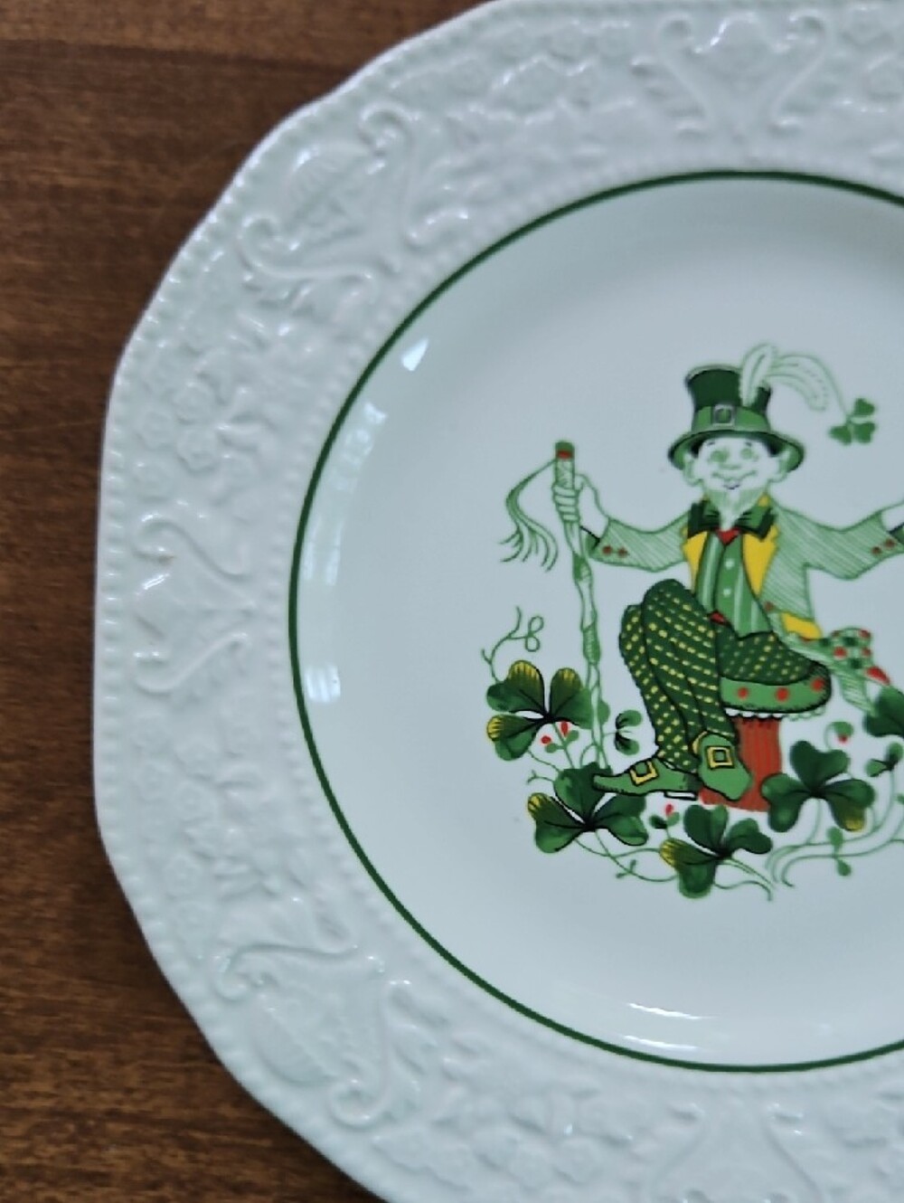 Vintage Luck O' The Irish Bread Plate - Picture 6 of 7